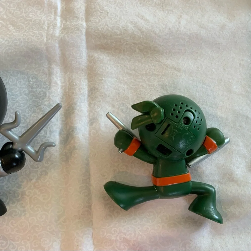 Fart Ninjas Qty 4 Motion Sounds Farty Pack Kids Toys WORKING  A1